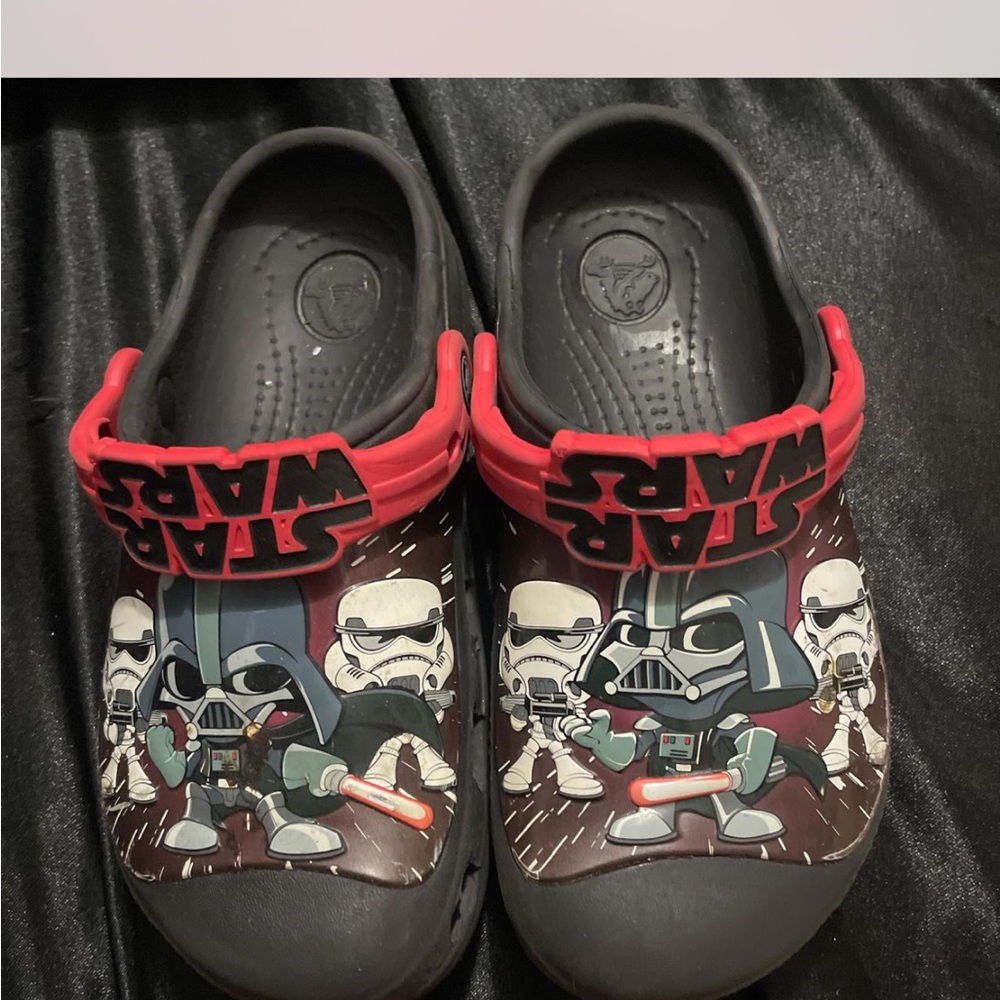 CROCS Kids Star Wars Slippers - Black and Red